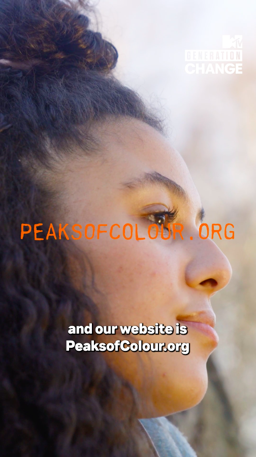 Headshot of Evie Muir with text overlaid that says peaksofcolour.org