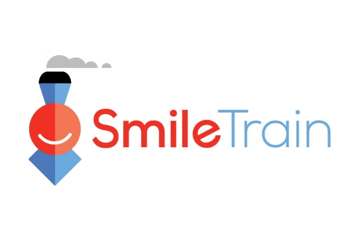 Smle Train logo