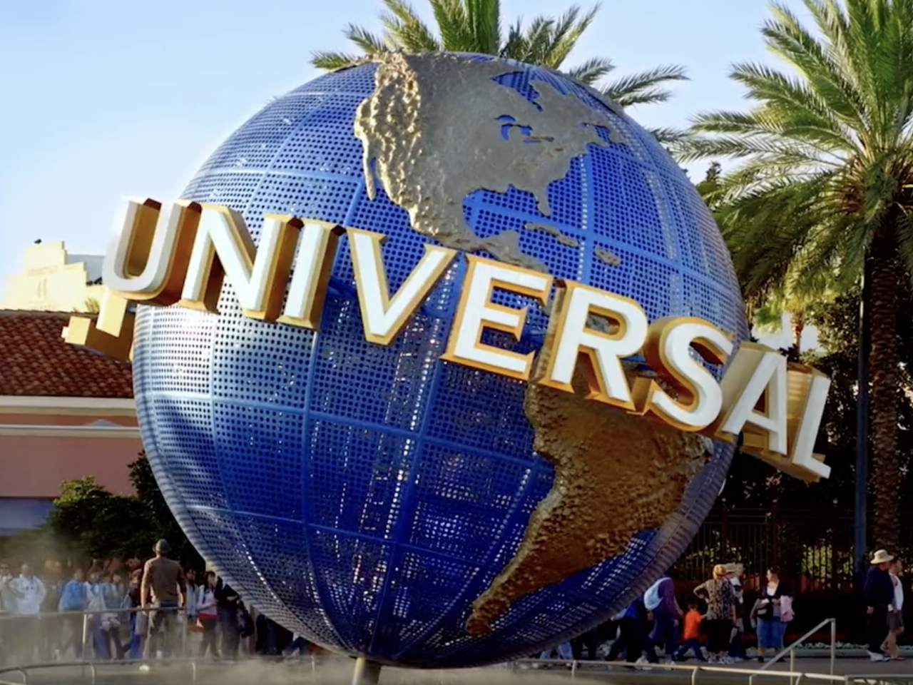 Universal logo