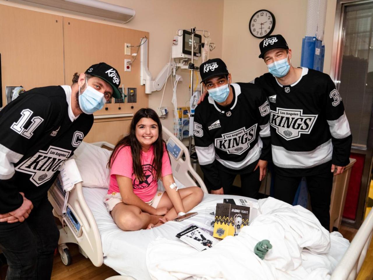 LA Kings Players with CHLA Patient