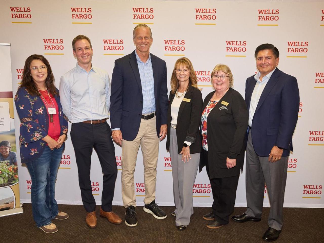 Senate Majority Leader John Thune joined leaders from Wells Fargo, Akiptan and GROW South Dakota for an announcement of  Wells Fargo’s $1 million philanthropic investment in rural and tribal small business growth across South Dakota.