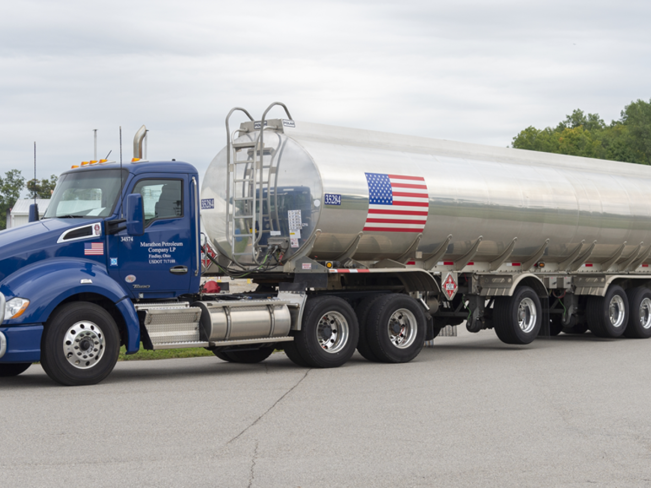 Tanker truck