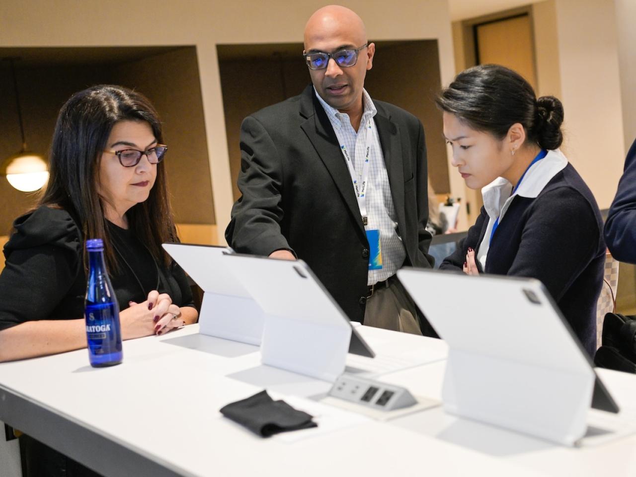 Colleagues showcase MetLife’s products and services during Investor Day. Colleagues showcase MetLife’s products and services during Investor Day.