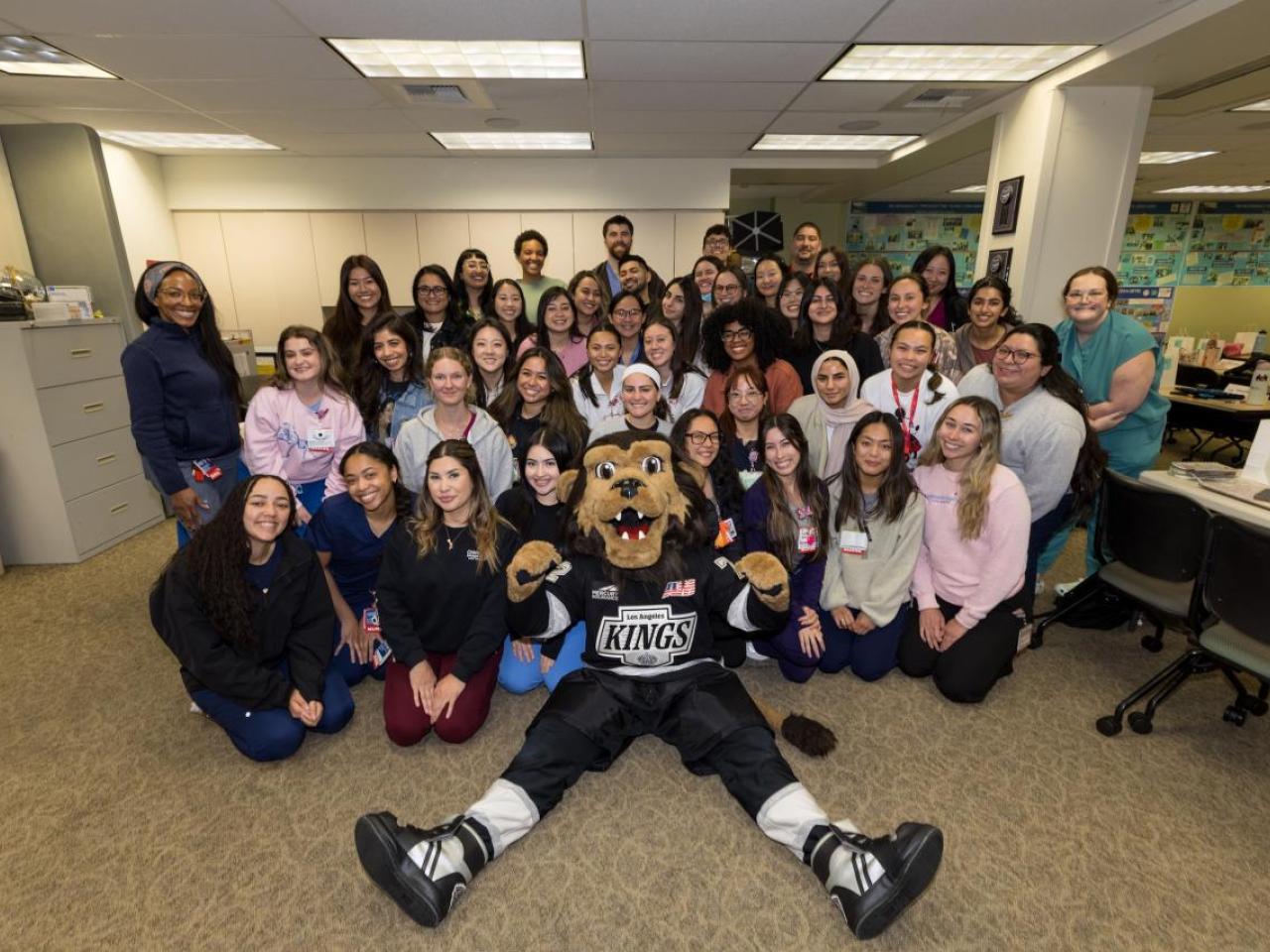 LA Kings staff and mascot Bailey visited nurses at Children’s Hospital Los Angeles.