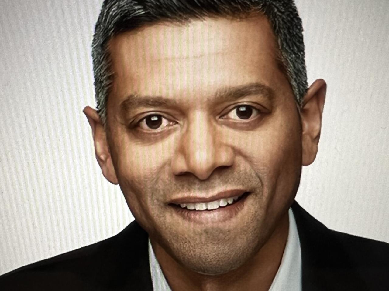 bio photo of Vinay Nair (Founder and CEO of TIFIN)