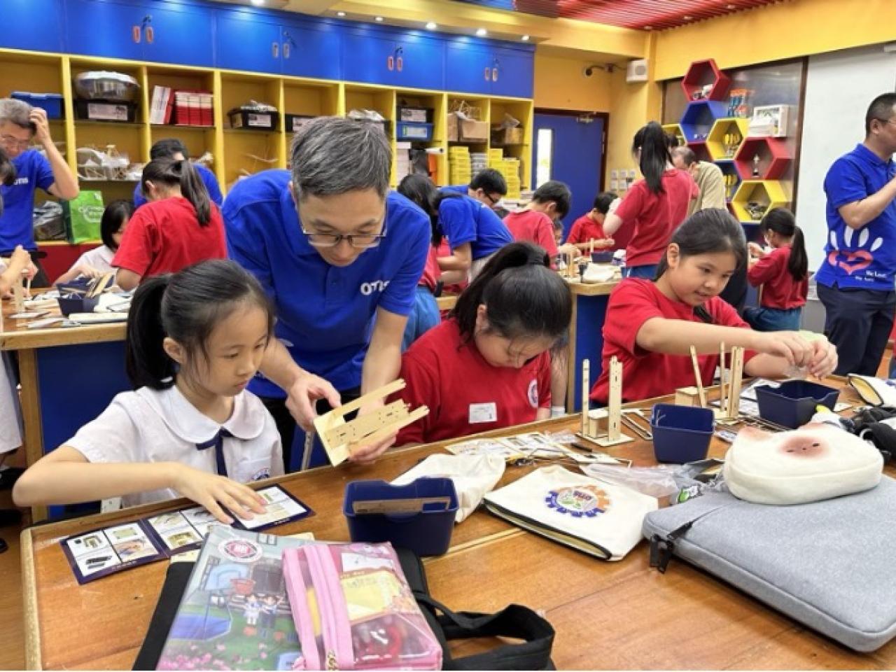Little Engineers program being taught in a classroom