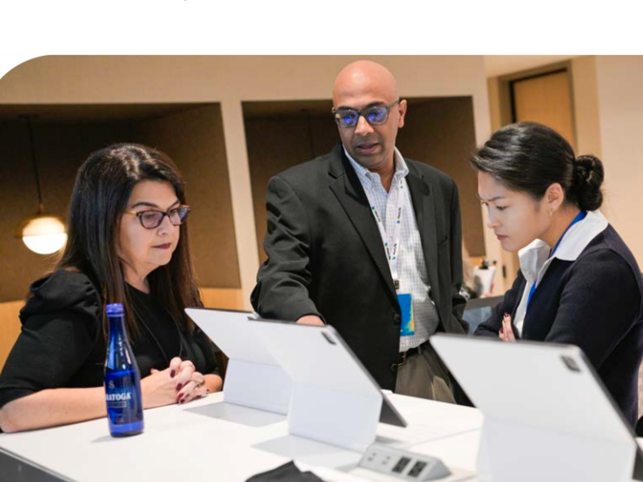 Colleagues showcase MetLife’s products and services during Investor Day.