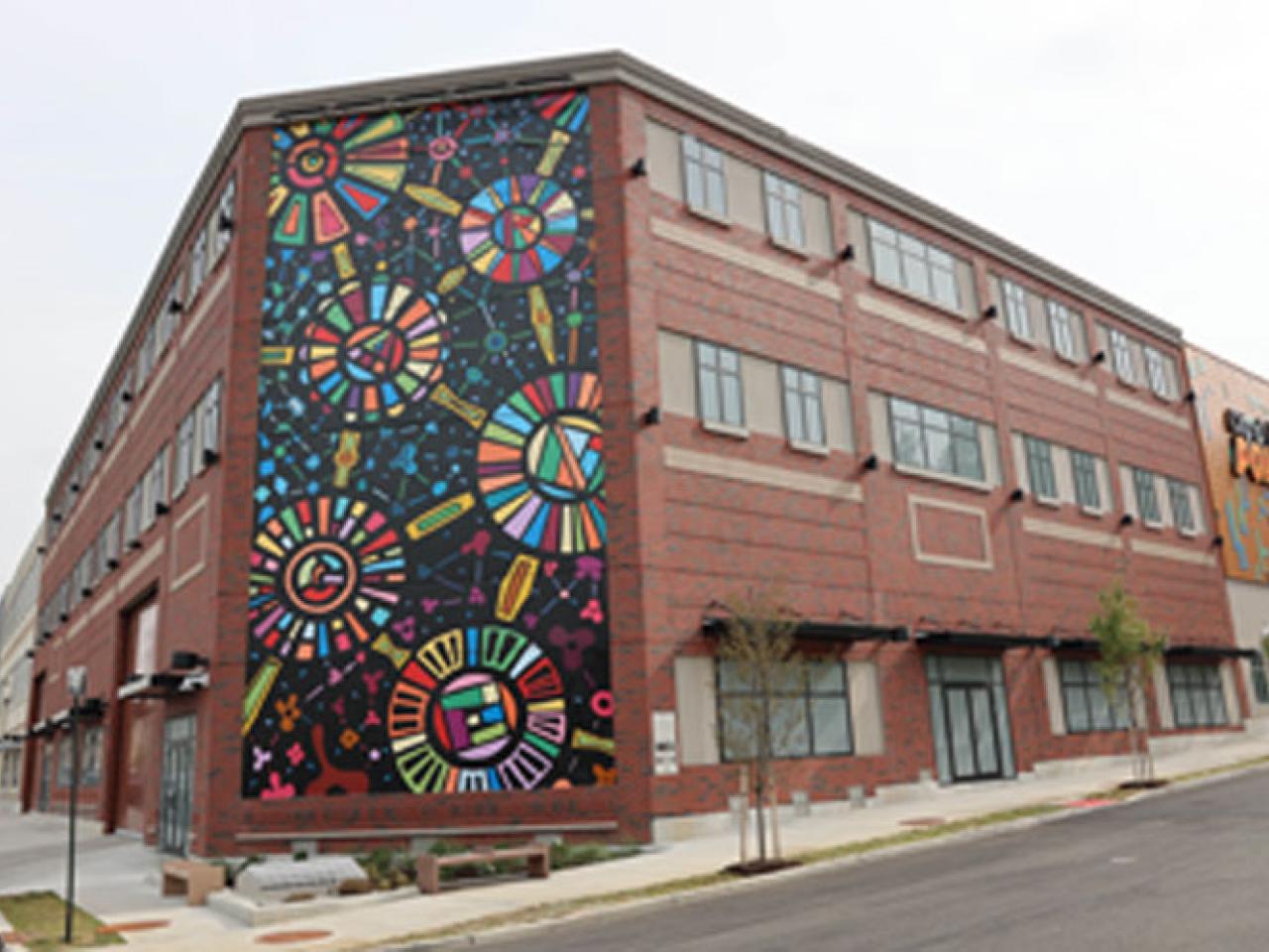 mural at the Orange Heights Switching Station, in Orange, New Jersey