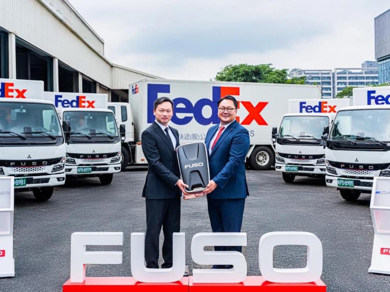 FedEx and FUSO representatives