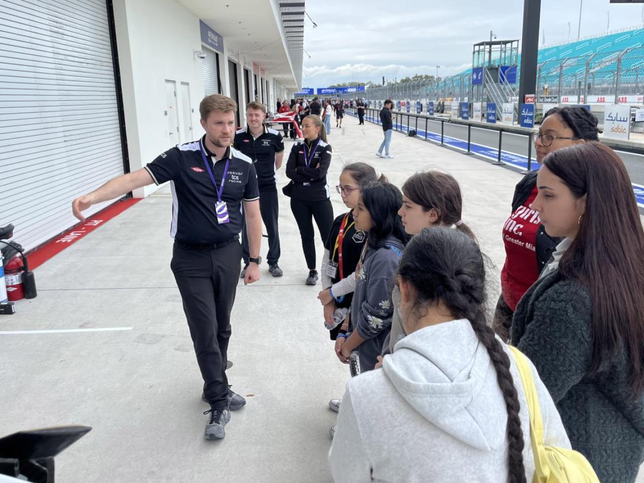 HIVE students in Miami