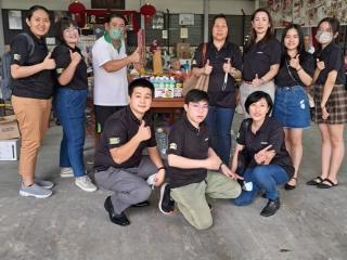 Arrow employees helping at a food bank in Malaysia