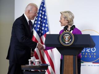 President Joe Biden and European Commission president Ursula von der Leyen shake hands after talking to reporters during the G20 leaders summit Sunday Oct. 31 2021, in Rome. Image: Evan VucciAP