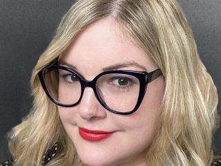 Philiy Lander headshot