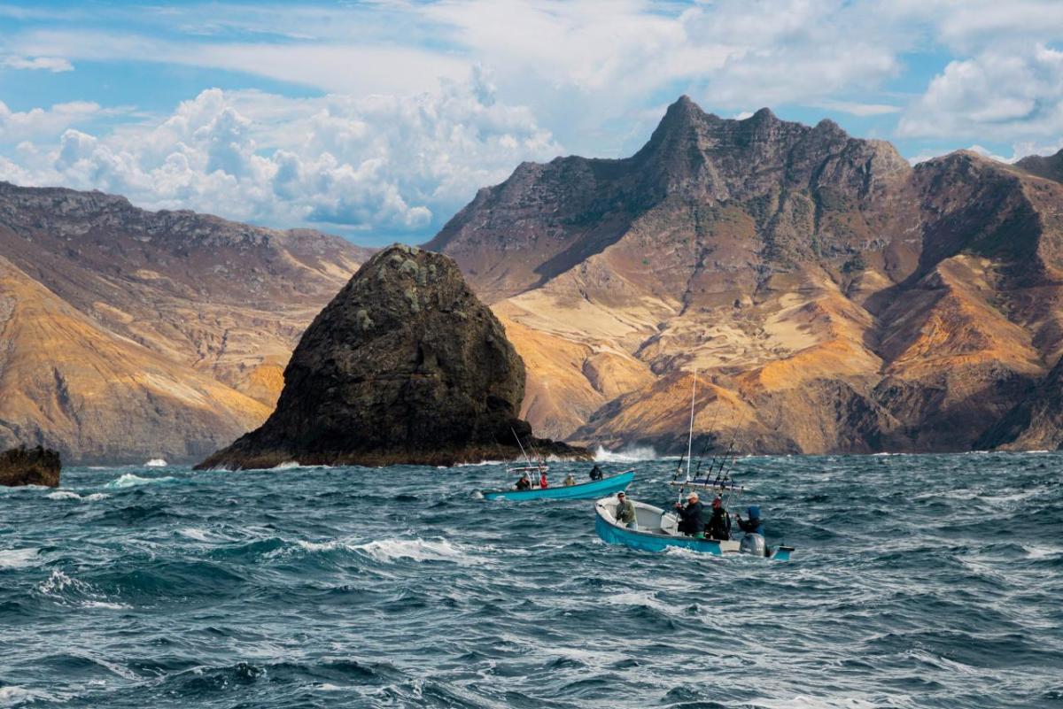 Robinson Crusoe island