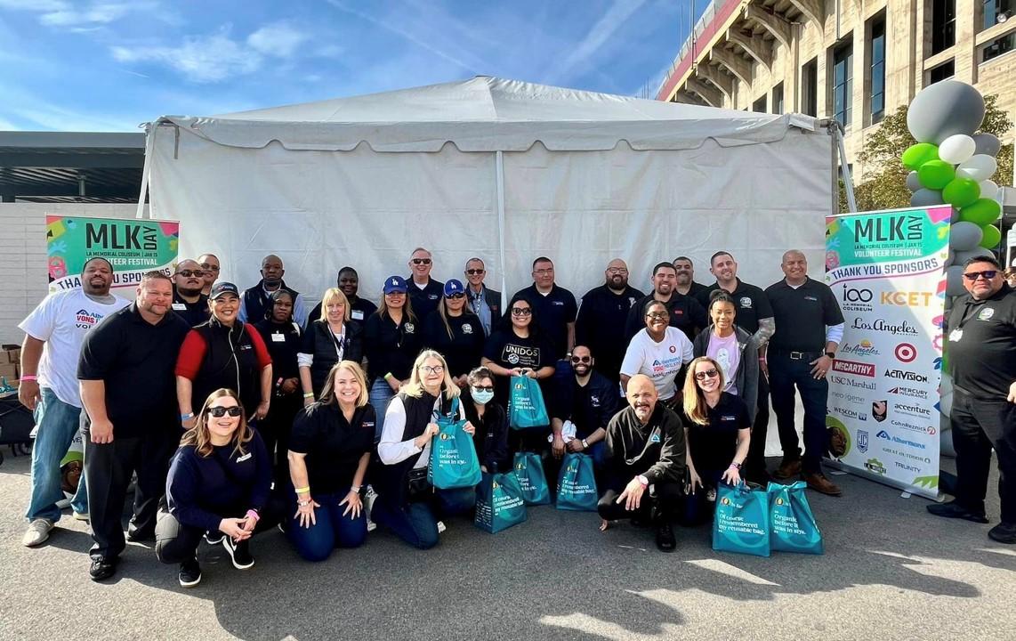 Albertsons' associates volunteering at L.A. Works' MLK Day of Service