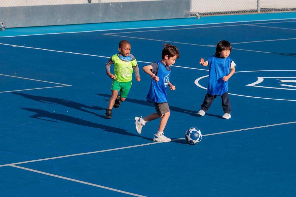 Following the fireside chat, attendees participated in a dynamic soccer clinic at Galaxy Park in Carson, CA.