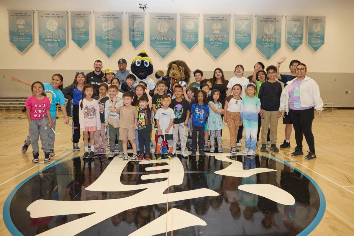 Children from Little Tokyo Service Center participated in soccer and hockey clinics.