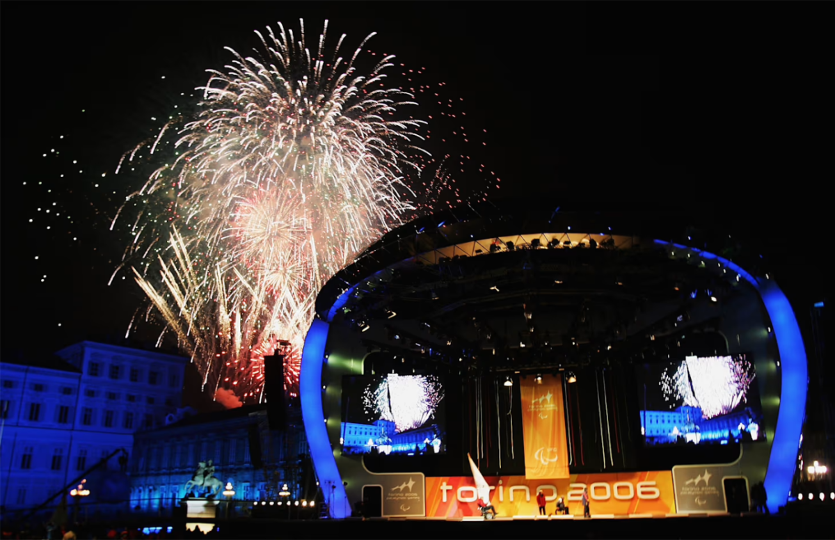 Torino 2006 stage with fireworks 