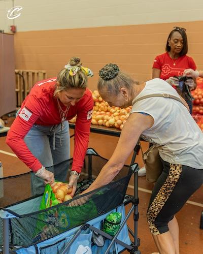 KeyBank volunteers helping out at the Cleveland Cavaliers food bank.