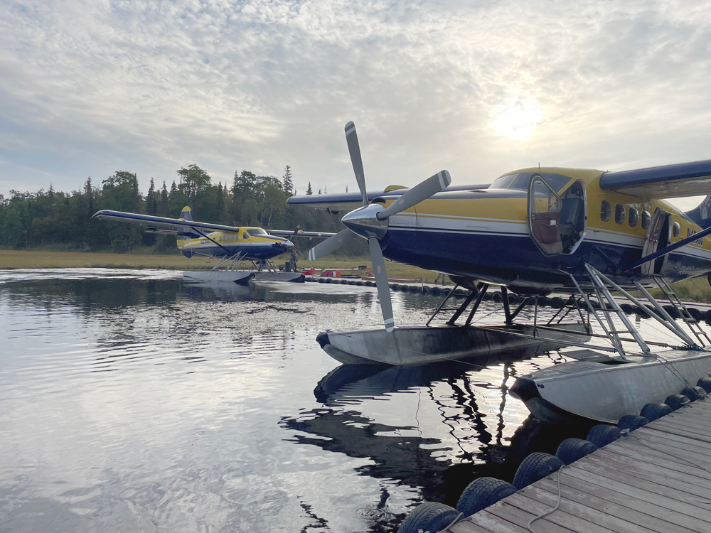 Float plane at a dock