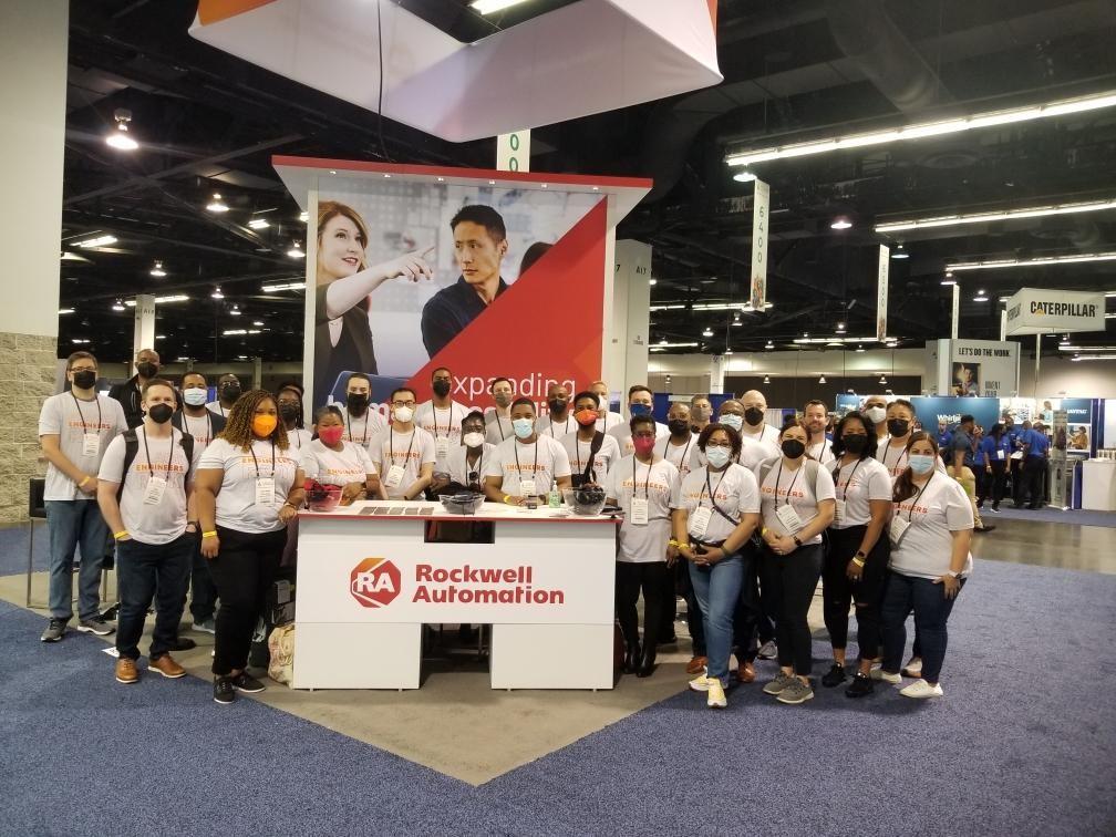 More than 30 Rockwell Automation professionals, most of whom represent the company’s business units, were onsite at the National Society of Black Engineers Annual Convention in March to meet and recruit future colleagues.