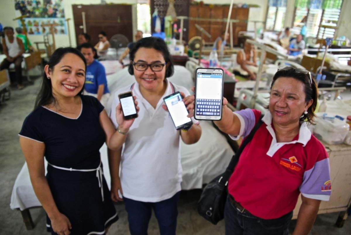 Women taking part in a Novartis Foundation leprosy program that leverages digital health in the Philippines. Dr. Alex Kumar/Novartis Foundation