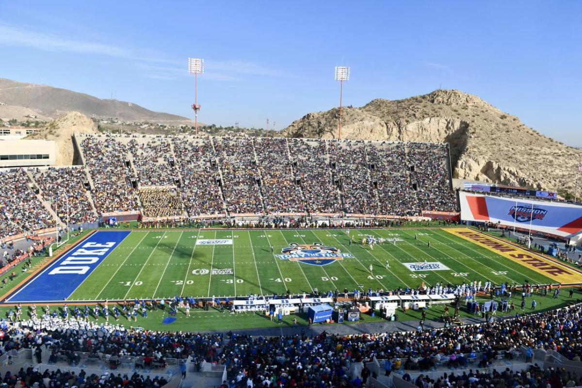 Tony the Tiger Sun Bowl football game