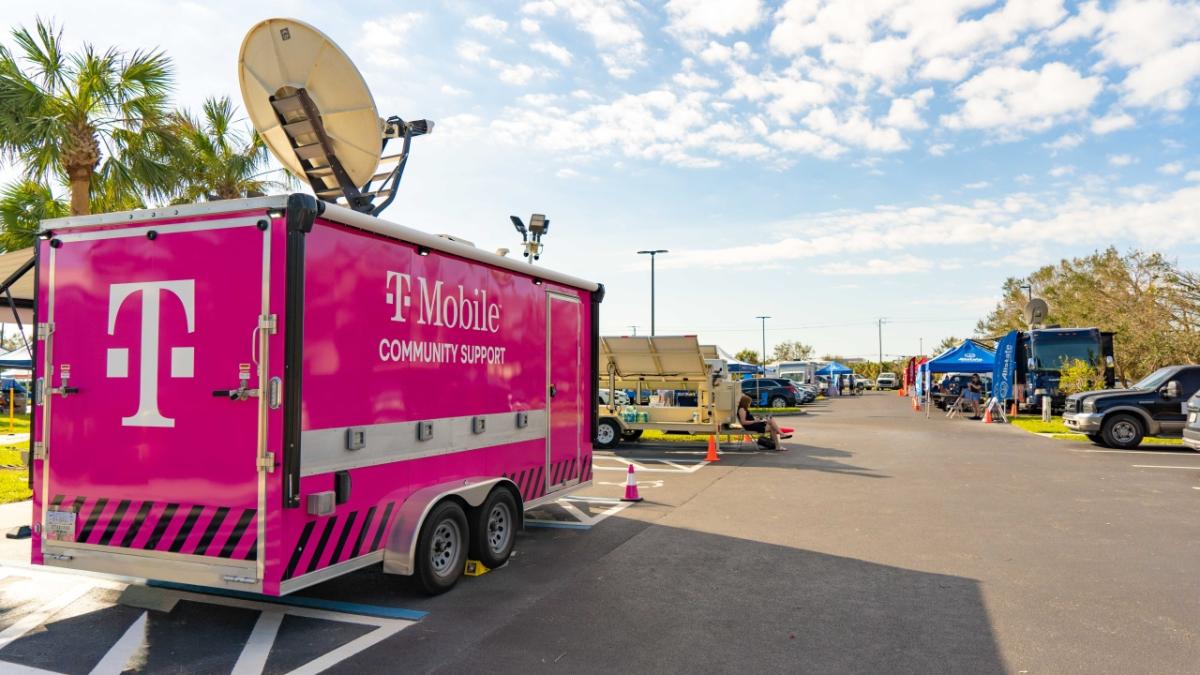 T-mobile community support vehicle
