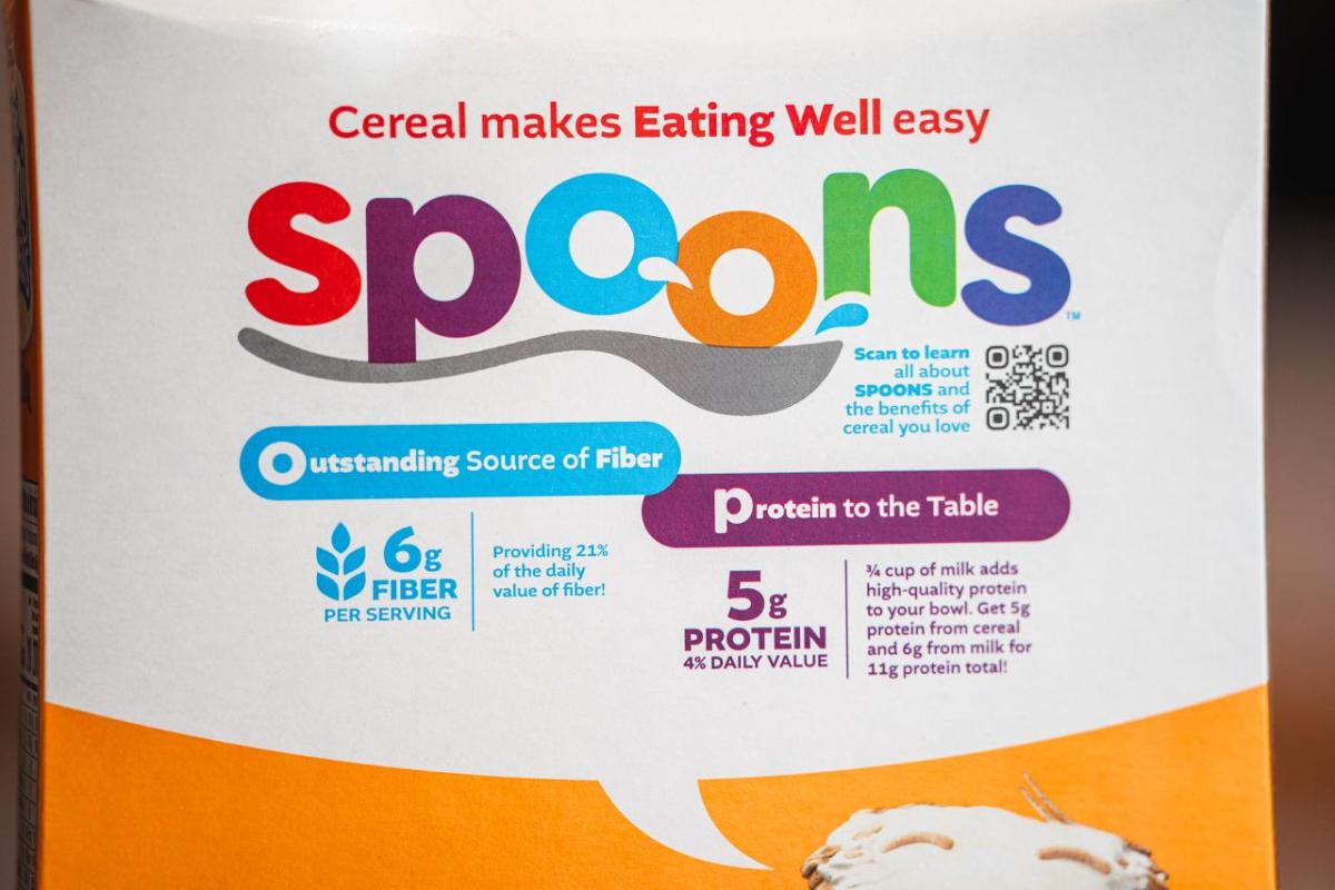 Close Up of SPOONS on back of Frosted Mini Wheats