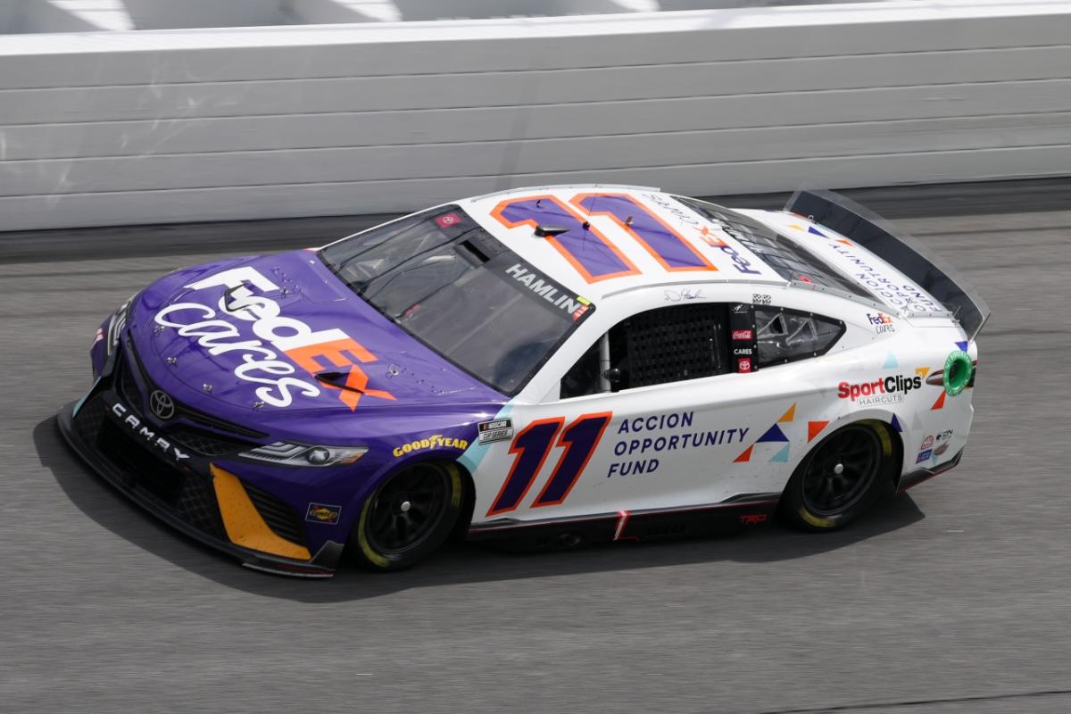 FedEx 11 race car