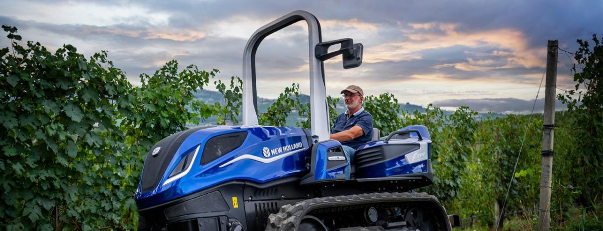 CNH Industrial’s biomethane-powered prototype is based on the New Holland Agriculture crawler vineyard tractor