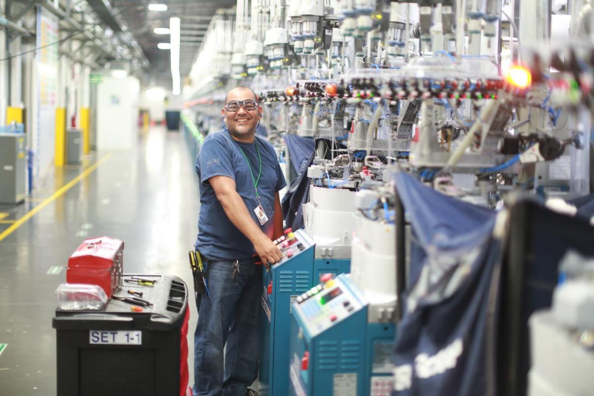 Better People, Better Business: How Gildan Sees its Workforce Better People, Better Business: How Gildan Sees its Workforce