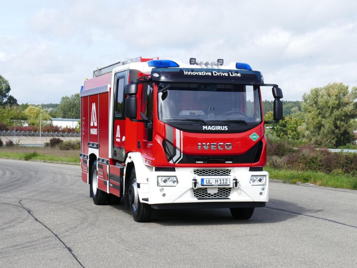Magirus creates the world’s first natural gas-powered fire engine.