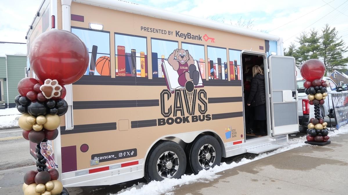 Cleveland Cavs Book Bus