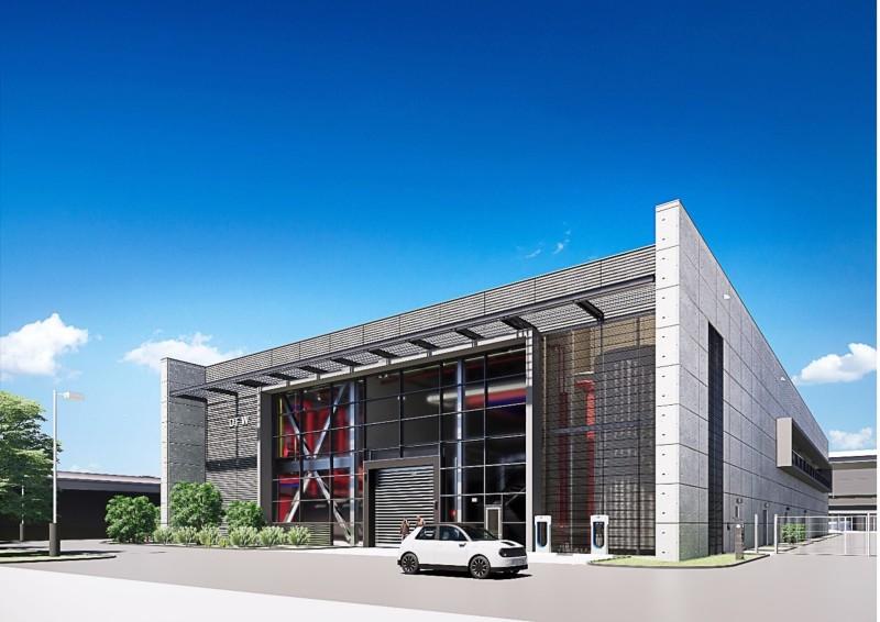 Eaton helps Dallas Fort Worth International airport build its innovative electric Central Utility Plant and accelerate progress toward net zero carbon emissions. (Image courtesy of Dallas Fort Worth International Airport) Eaton helps Dallas Fort Worth International airport build its innovative electric Central Utility Plant and accelerate progress toward net zero carbon emissions. (Image courtesy of Dallas Fort Worth International Airport)