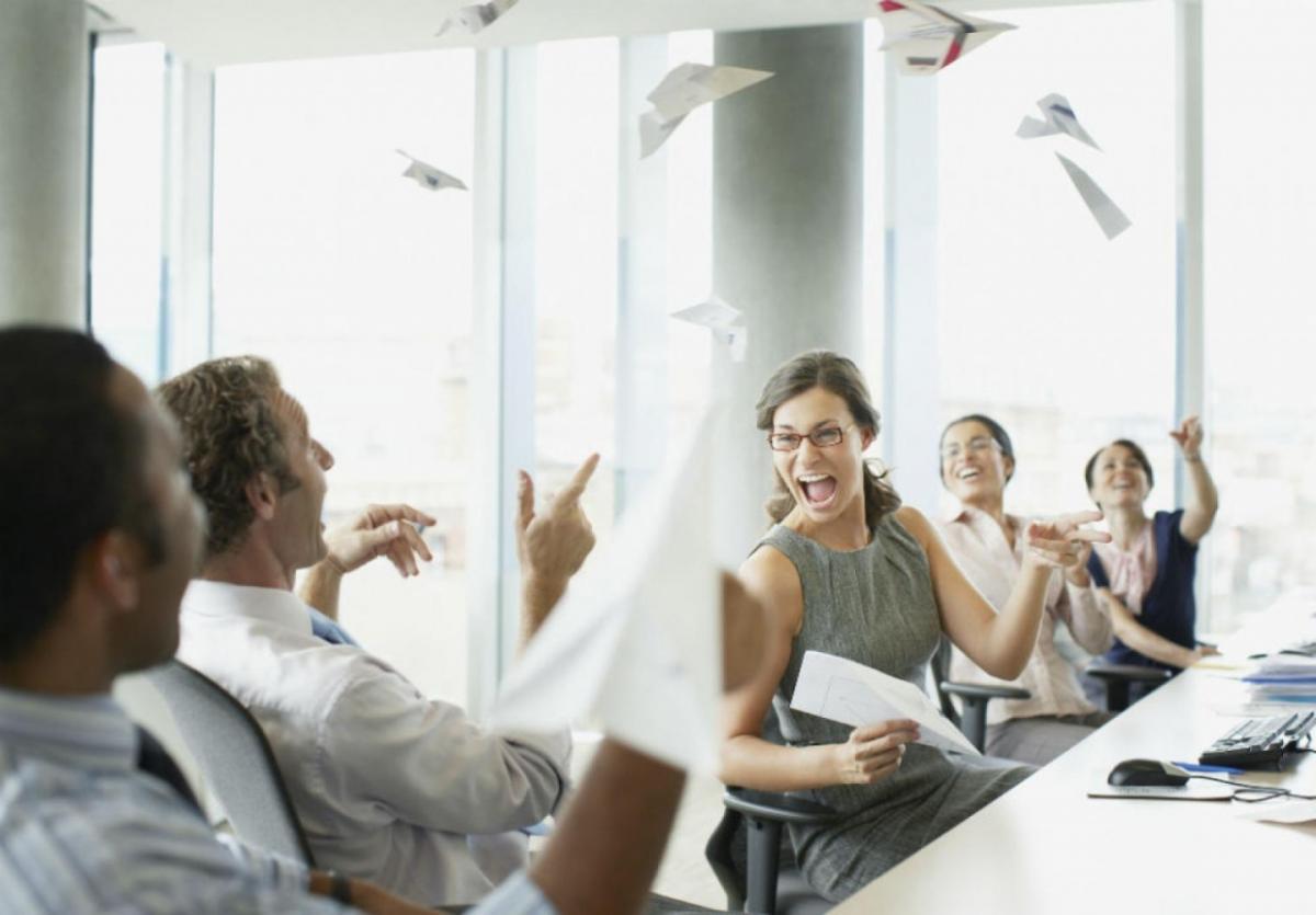 How To (Safely) Prank Coworkers Like Jim Halpert