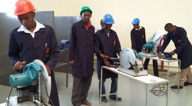 The partnership between Schneider Electric and ECT will see the implementation of a three-year qualifying Diploma in Electrical and Electronics Engineering