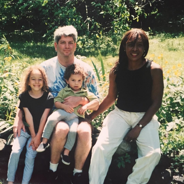 family photo of Alexandra Legend Siegel
