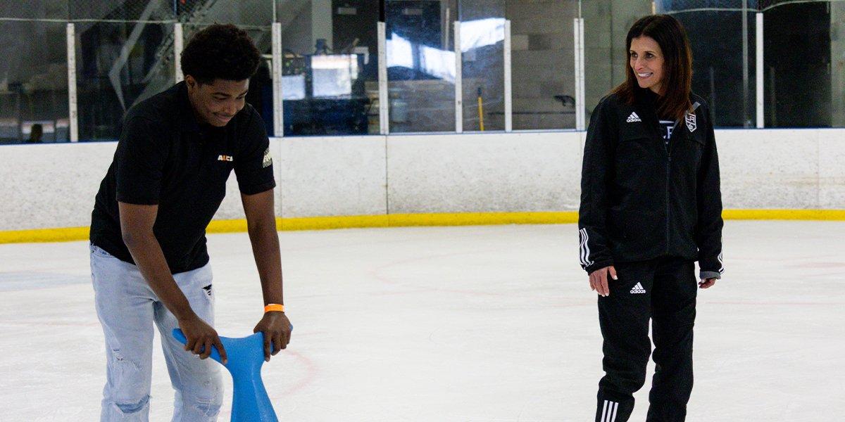 Students from ALLIANCE's BOSS program participate in a free skate session with Daryl Evans and Prospect Advisor Manon Rhéaume.