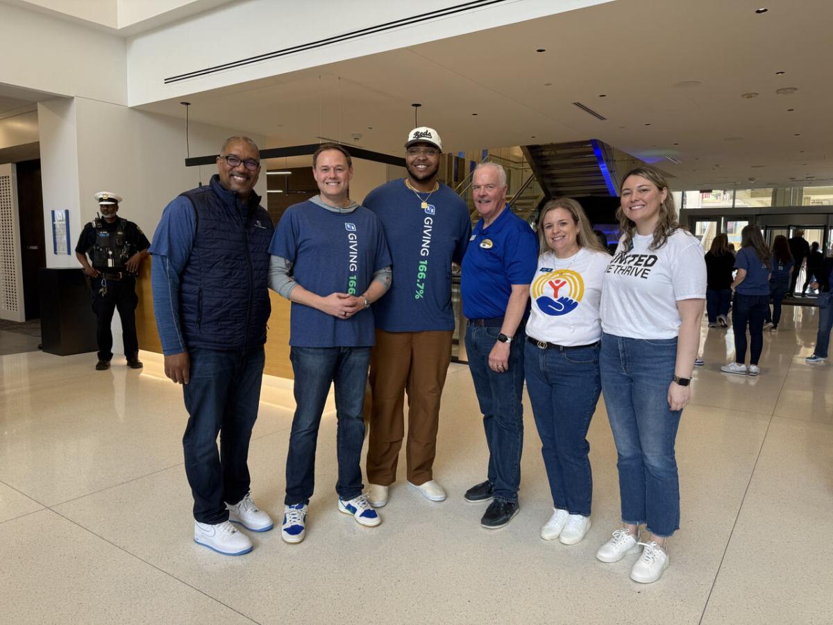 Group photo at Fifth Third Day
