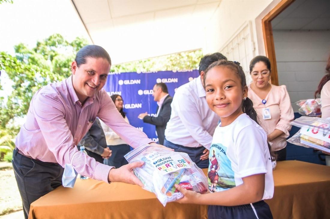 Gildan Invests Over $120,000 in School Construction and Infrastructure Improvement in Rivas, Nicaragua 
