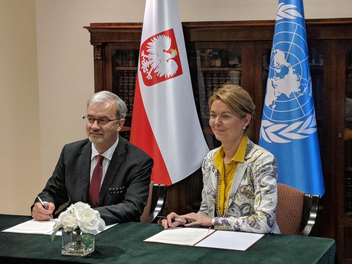 H.E. Jerzy Kwieciński, Minister of Investment and Economic Development of Poland and Lise Kingo, CEO and Executive Director of the UN Global Compact signed a Memorandum of Understanding at the Permanent Mission of Poland to the United Nations.
