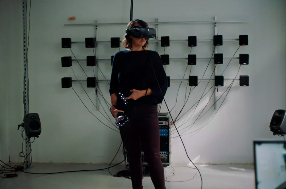 Suzanne Thorpe, postdoctoral fellow at Columbia University, testing VR that shows a room of historical music equipment that will be used for students learning experience.