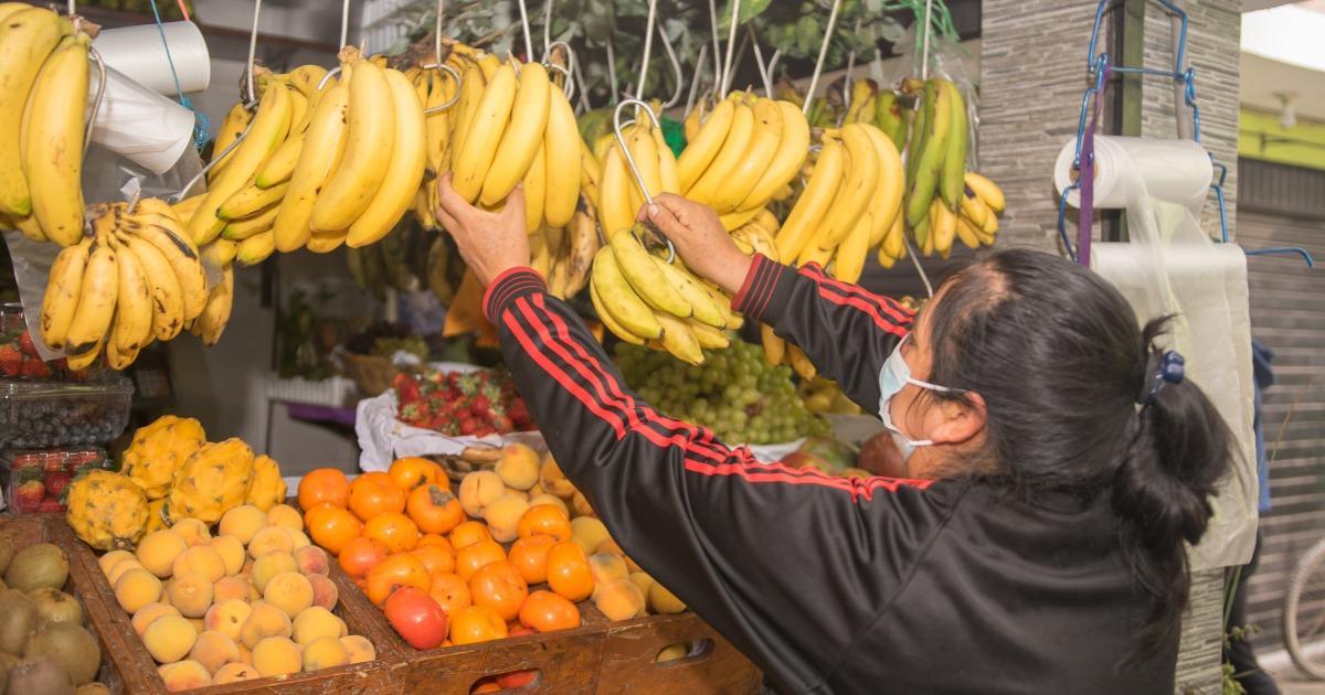 A new survey shows that many Americans fear that climate change is impacting food security.