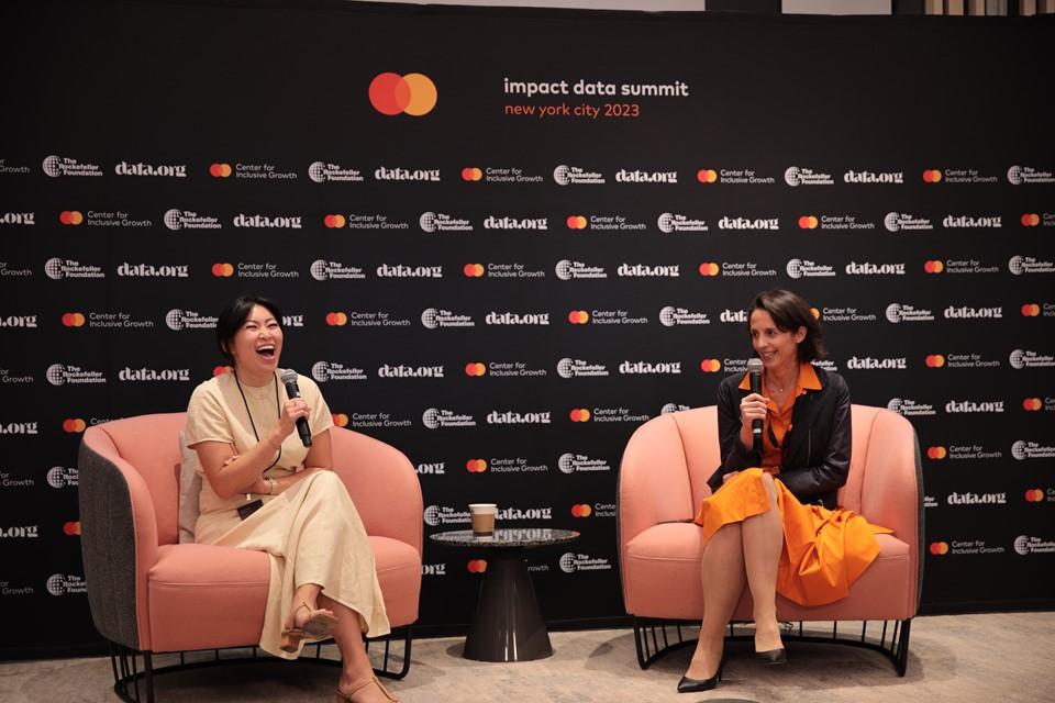 Caroline Louveaux and Dorothy Chou on stage