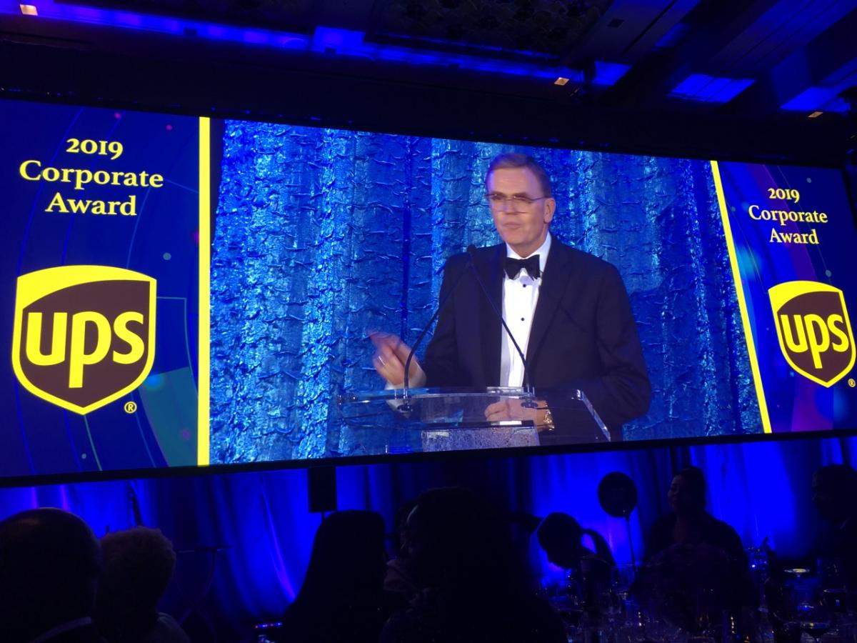 David Abney, UPS Chairman & CEO, receives the ELC 2019 Corporate Award on behalf of UPS