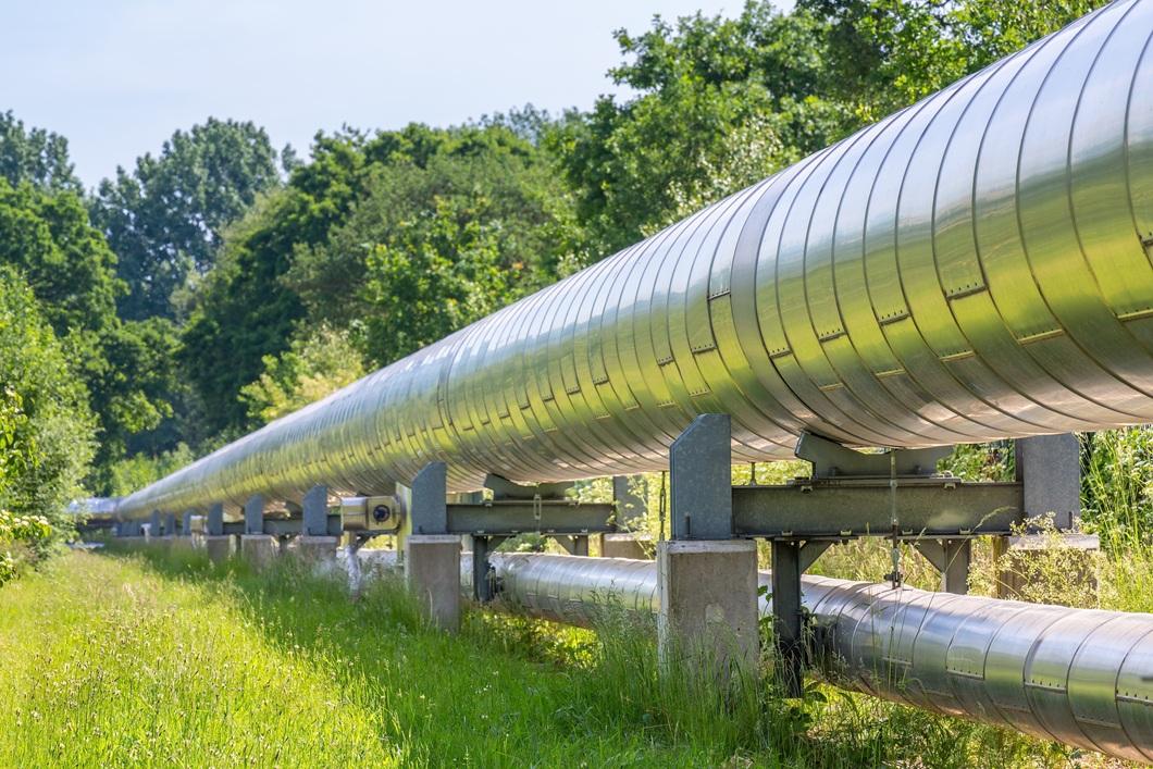 Image of an above ground pipeline
