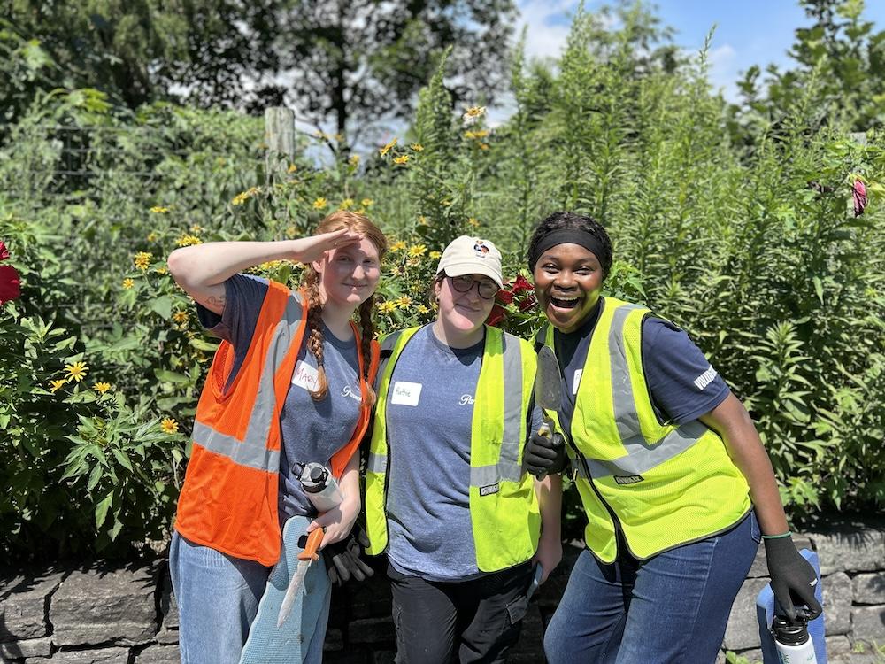 volunteer group photo