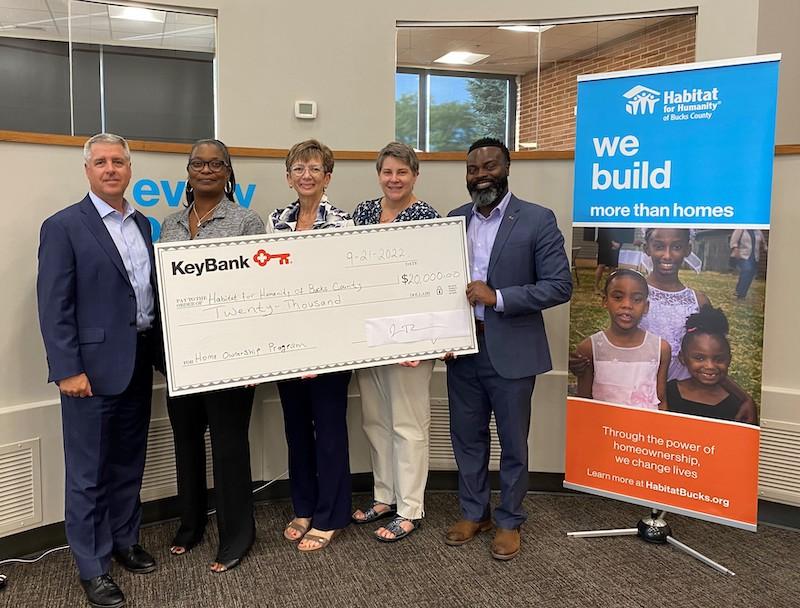 Pictured from left: Jamie Tranfalia, KeyBank Market President Eastern PA & Southern NJ; Melitte Goldsby, KeyBank Branch Manager, Warminster; Florence Kawoczka, Executive Director, Habitat Bucks; Candace Clarke, Donor Relationship Director, Habitat Bucks, Chiwuike Owunwanne, KeyBank Corporate Responsibility Officer.