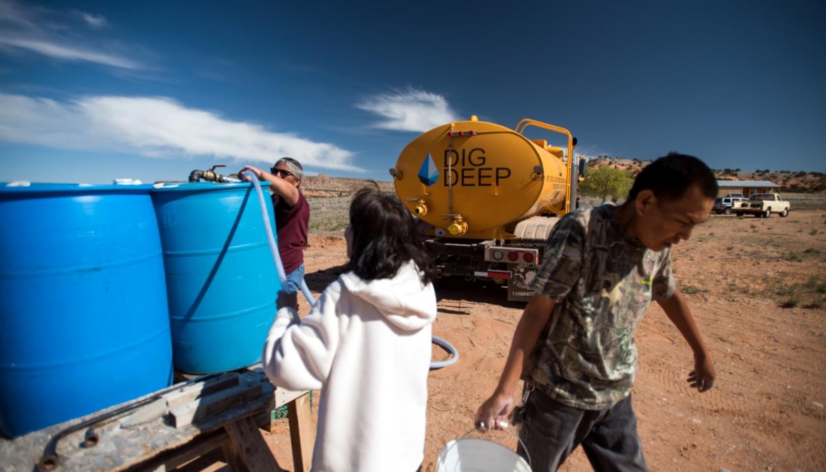 Image: DigDeep DigDeep truck delivering water
